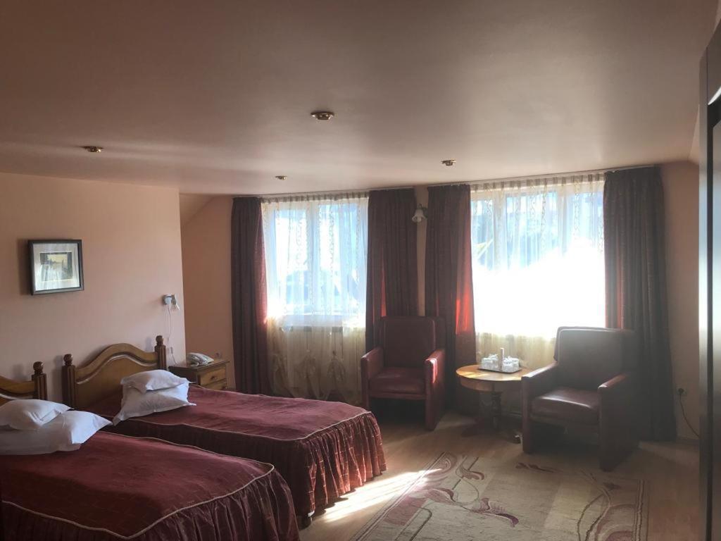 Câmpulung Moldovenesc Hotel Cosmos المظهر الخارجي الصورة