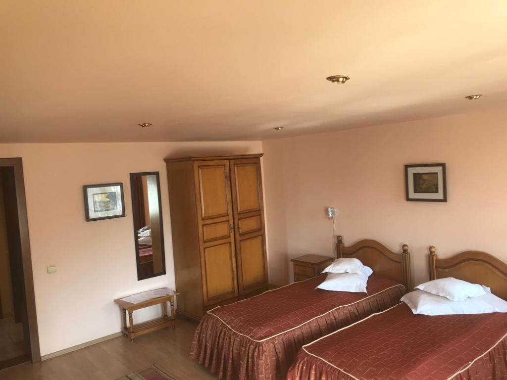 Câmpulung Moldovenesc Hotel Cosmos المظهر الخارجي الصورة